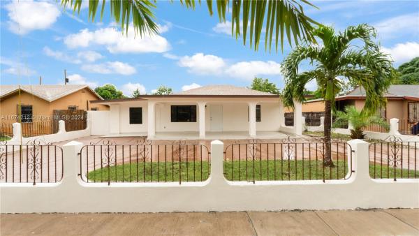 Essex Village, 721 NE 4th Pl, Hialeah, Florida 33010, image 1