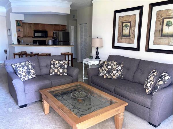 Fiore At The Gardens, 8208 W Myrtlewood Cir W #8208, Palm Beach Gardens, Florida 33418, image 1