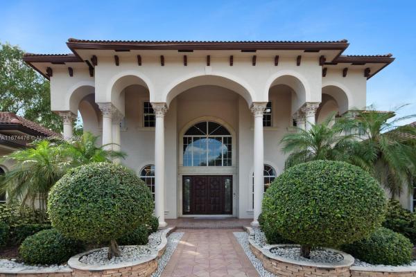 Stonebrook Estates, 3151 E Stonebrook Cir, Davie, Florida 33330, image 2