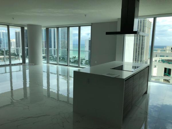 Parque Towers, Sunny Isles Beach, Florida 33160, image 1