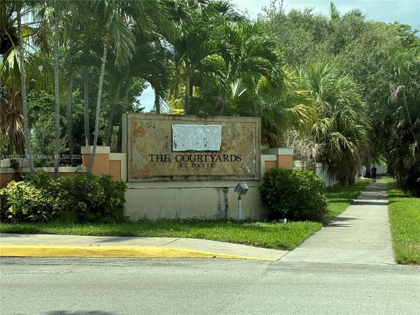 The Courtyards At Davie, 6976 SW 39th St #G201, Davie, Florida 33314, image 1