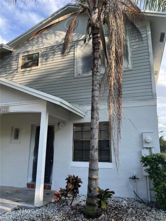 Southbridge At Pembroke Pointe, 10524 NW 6th St, Pembroke Pines, Florida 33026, image 1