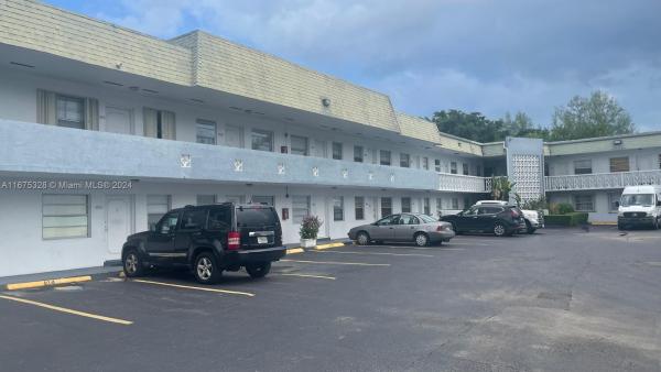 Hidden Waters, 1860 Venice Park Dr #105, North Miami, Florida 33181, image 1