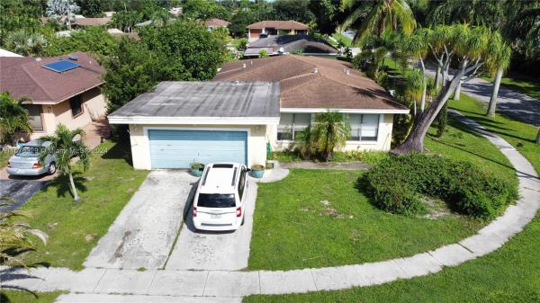 Meed Racquet Club, 3856 W Ace Rd W, Lake Worth Beach, Florida 33467, image 1