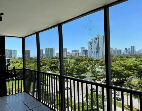 Bonavista, 3375 N Country Club Dr #806, Aventura, Florida 33180, image 1