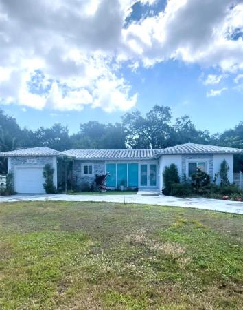 Biscayne Gardens, 13321 NW 1st Ave, North Miami, Florida 33168, image 1
