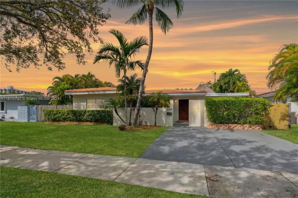 Keystone Point, 12730 Ixora Rd, North Miami, Florida 33181, image 1