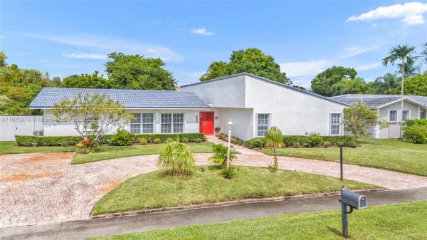 Crisal, 9271 SW 76th St, Sunset, Florida 33173, image 1