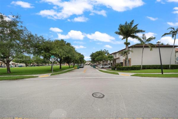 Silver Palms East, Princeton, Florida 33032, image 3