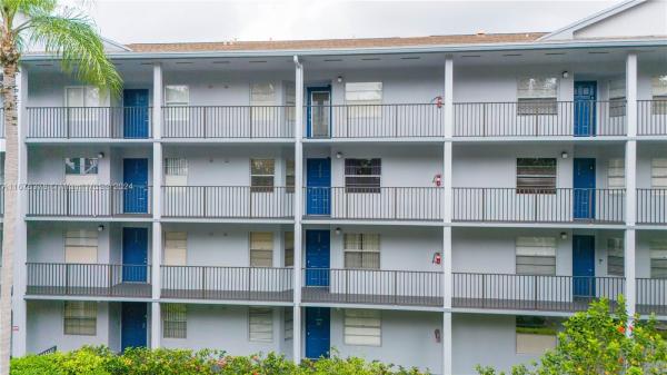 Buckingham At Century Village, 650 SW 124th Ter #204P, Pembroke Pines, Florida 33027, image 1
