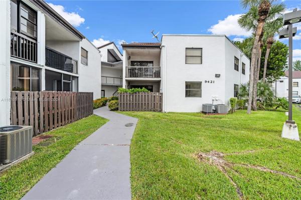 Bleau Fontaine, 9421 Fontainebleau Blvd #101-35, Fountainebleau, Florida 33172, image 1