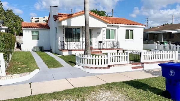 Coral, 2724 SW 34th Ct, Miami, Florida 33133, image 3