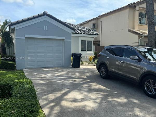 Poinciana At Chestnut Ranch, 7269 SW 114th Ct, Kendall, Florida 33173, image 1