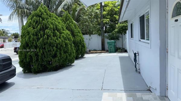 Carol City, 17830 NW 47th Ave, Miami Gardens, Florida 33055, image 3