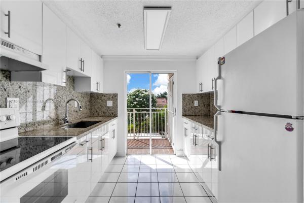 Toledo Villas, 6350 W 22nd Ct #208, Hialeah, Florida 33016, image 1