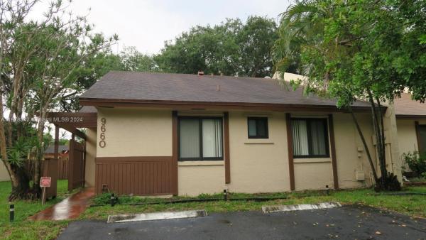 East Lakes Townhomes, 9660 NW 15th Ct, Pembroke Pines, Florida 33024, image 1