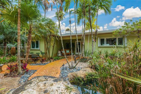 Galloway Glenn Estates, 9234 SW 112th St, Kendall, Florida 33176, image 1