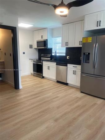 Trailer City, 2425 NE 135th Ln, North Miami Beach, Florida 33181, image 1