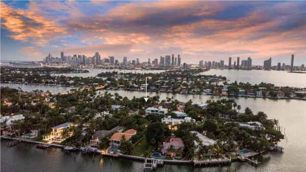 Rivo Alto, 330 W Rivo Alto Dr, Miami Beach, Florida 33139, image 1