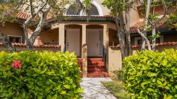Lakeview Courts At Jacaranda, 9021 W Sunrise Blvd, Plantation, Florida 33322, image 1