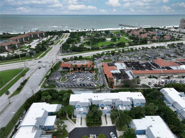 Villas Of Ocean Dunes, 115 Ocean Dunes Cir, Jupiter, Florida 33477, image 3