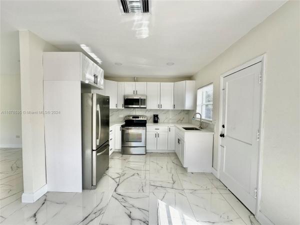 Glenwood Heights, 5211 NW 30th Ct, Brownsville, Florida 33142, image 1