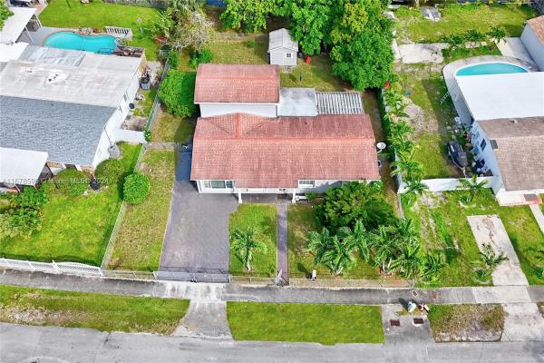 Lake Stevens Estates At Carol City, 5441 NW 174th Dr, Miami Gardens, Florida 33055, image 1