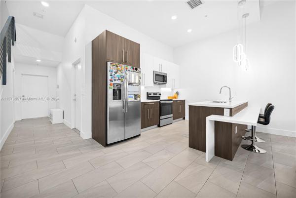 Strata At Plantation, 4449 NW 9th St #4449, Plantation, Florida 33317, image 1
