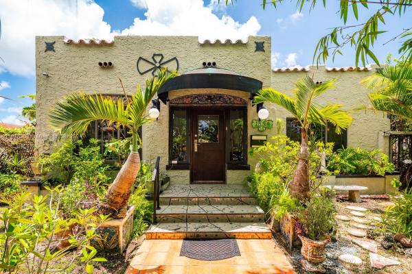 Shenandoah, 1854 SW 9th St, Miami, Florida 33135, image 1