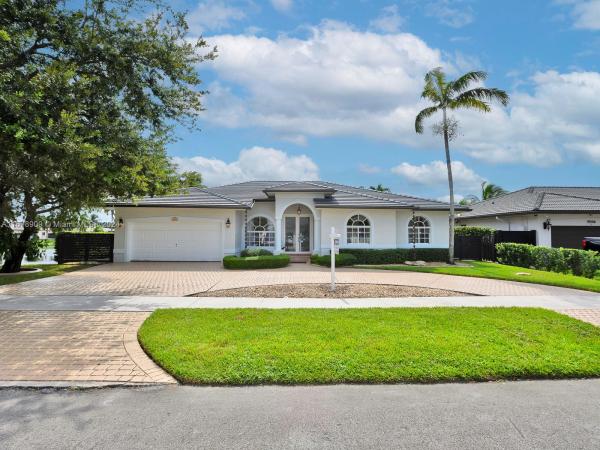 Royal Landings, 9026 NW 173rd Ter, Hialeah, Florida 33018, image 1