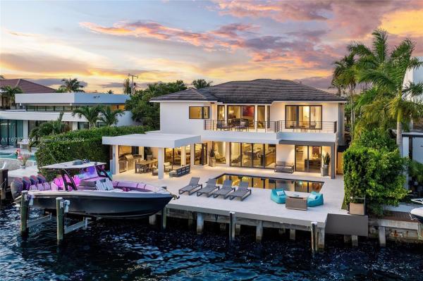2370 Bayview Ln, Miami, Florida 33181, image 1