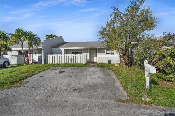 Cutler Creek Club, 10367 SW 208th Ln, Cutler Bay, Florida 33189, image 1