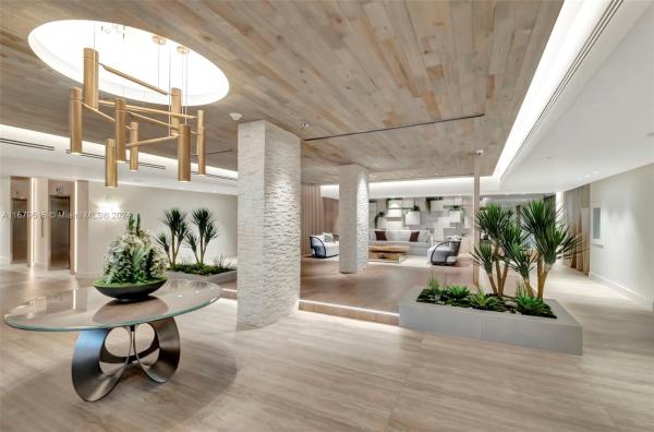 Roney Palace, 2301 Collins Ave #320, Miami Beach, Florida 33139, image 2