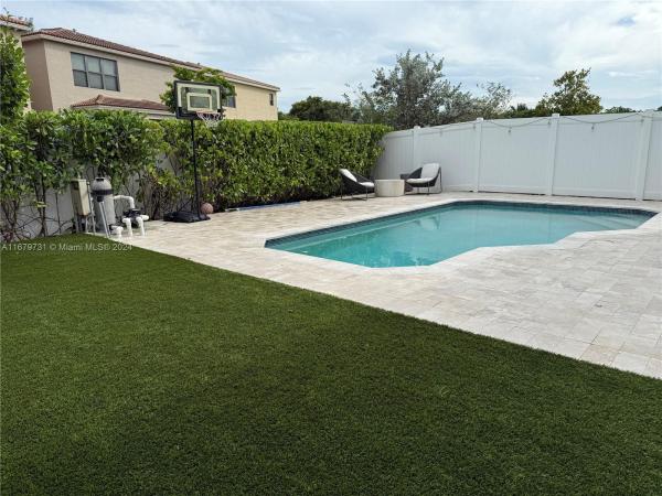 Champion Lakes, 918 NE 191st St, Ives Estates, Florida 33179, image 1