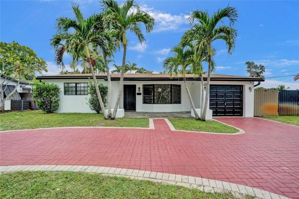Miramar Isles, 3800 E Shore Rd, Miramar, Florida 33023, image 1
