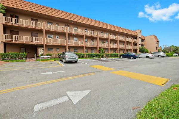 Sunrise Lakes 3, 9580 Sunrise Lakes Blvd #209, Sunrise, Florida 33322, image 1
