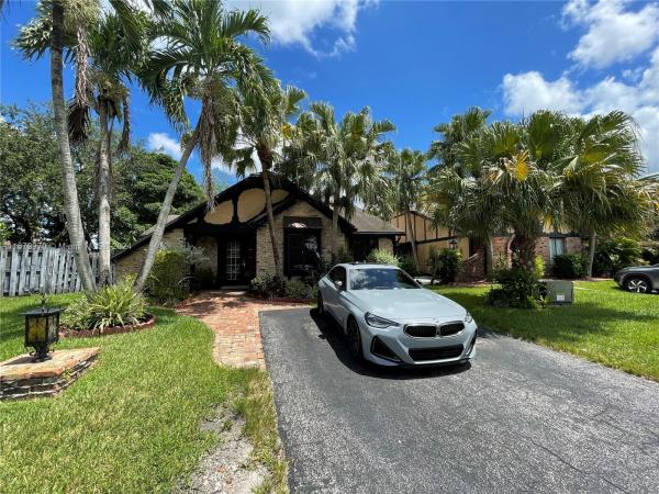 Stockbridge Lakes, 9209 NW 49th Pl, Sunrise, Florida 33351, image 1