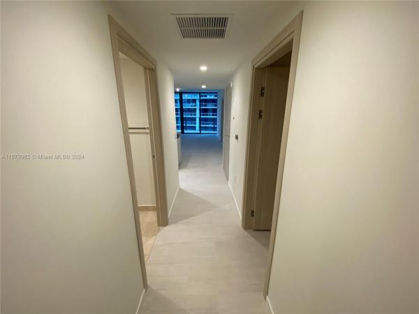 Brickell Flatiron, 1000 Brickell Plz #2907, Miami, Florida 33131, image 1