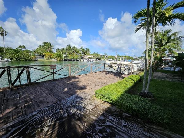 Normandy Shores, 2137 Calais Dr #15, Miami Beach, Florida 33141, image 1