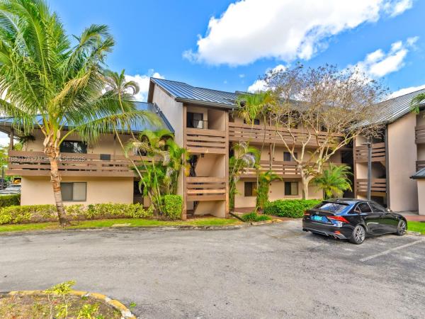Fountains Of Jacaranda, 140 SW 96th Ter #101, Plantation, Florida 33324, image 1
