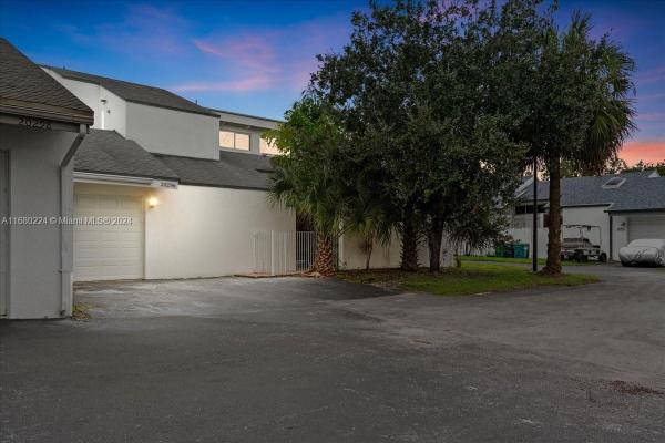 Seagrape, 20296 SW 85th Ave, Cutler Bay, Florida 33189, image 1