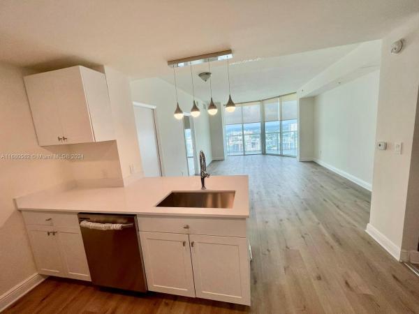 Quantum On The Bay, 1900 N Bayshore Dr #3416, Miami, Florida 33132, image 1