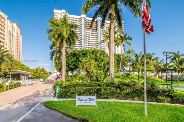 Casa Del Mar, 881 Ocean Dr #L2, Key Biscayne, Florida 33149, image 1