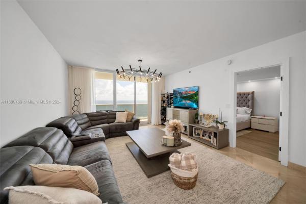 Beach Club 1, 1850 S Ocean Dr #3202, Hallandale Beach, Florida 33009, image 1