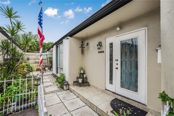 Cypress Villas, 15034 Coconut Ave #15034, Miami Lakes, Florida 33014, image 1
