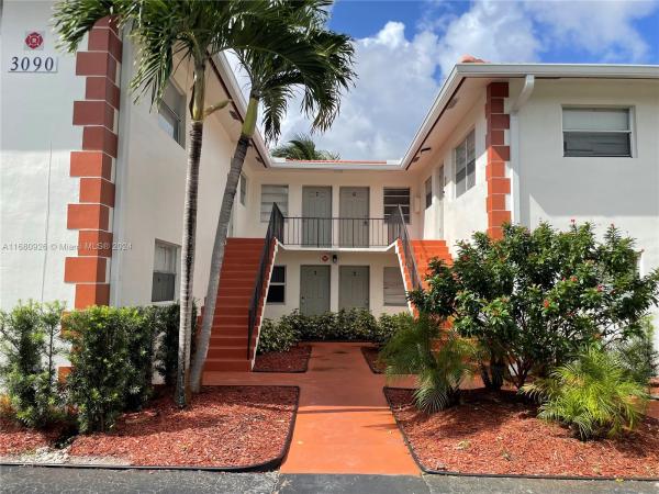 The Villas At Coral Springs, 3090 Coral Springs Dr #7, Coral Springs, Florida 33065, image 1