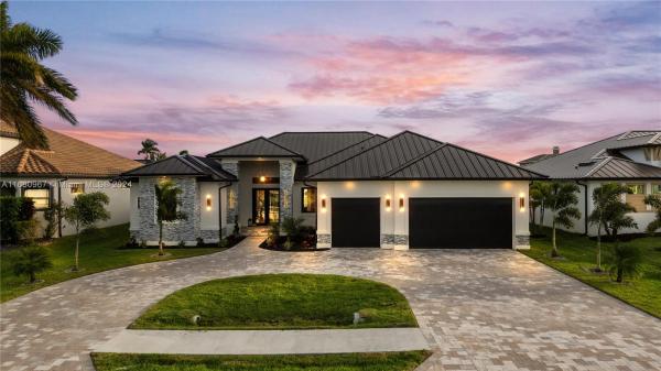 Cape Coral Residential, 2814 N Gleason Parkwyay, Cape Coral, Florida 33914, image 2