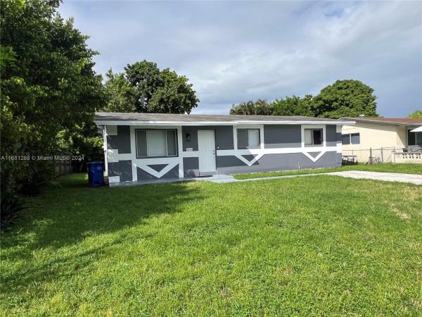 Collier City, 2821 NW 8th St, Pompano Beach, Florida 33069, image 1