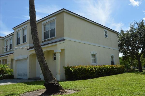 Palm Village, 973 SW 15th St, Deerfield Beach, Florida undefined, image 1