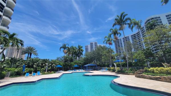 Mystic Pointe Tower 400, 3500 Mystic Pointe Dr #2302, Aventura, Florida 33180, image 1